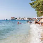 Awesome Stacaravan In Tar Campsite 4*